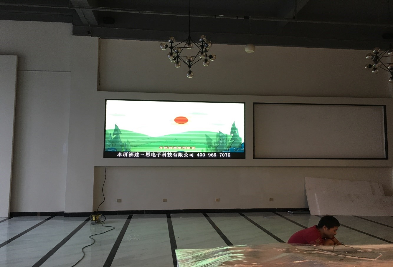 漳州臺(tái)商投資角美電商園    室內(nèi)P3全彩屏.jpg